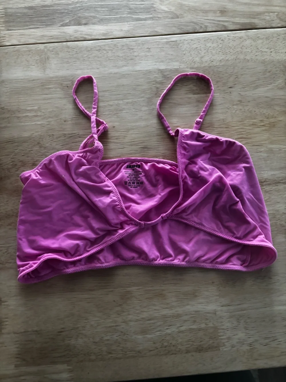 SKIMS Pink Cutout Bralette Size Medium - Picture 4 of 5